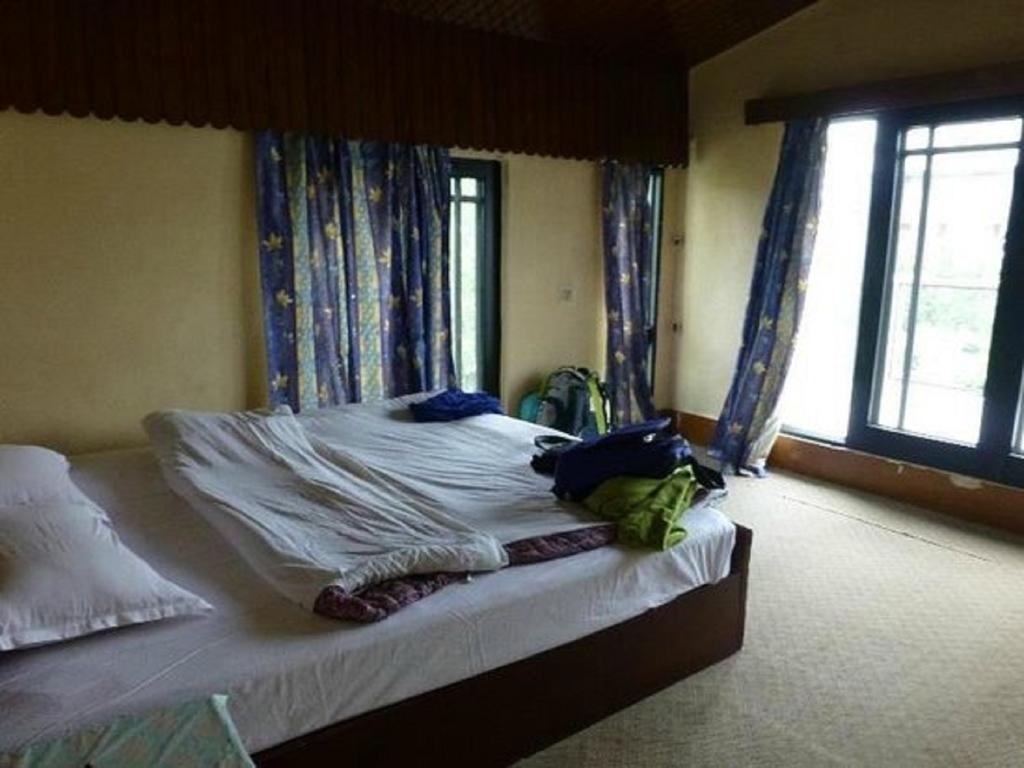Jeelani Guest House Srīnagar Camera foto